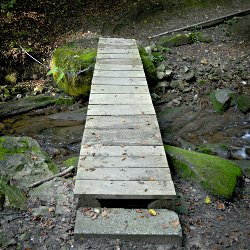 schmale Brücke