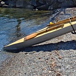 Faltboot am Strand